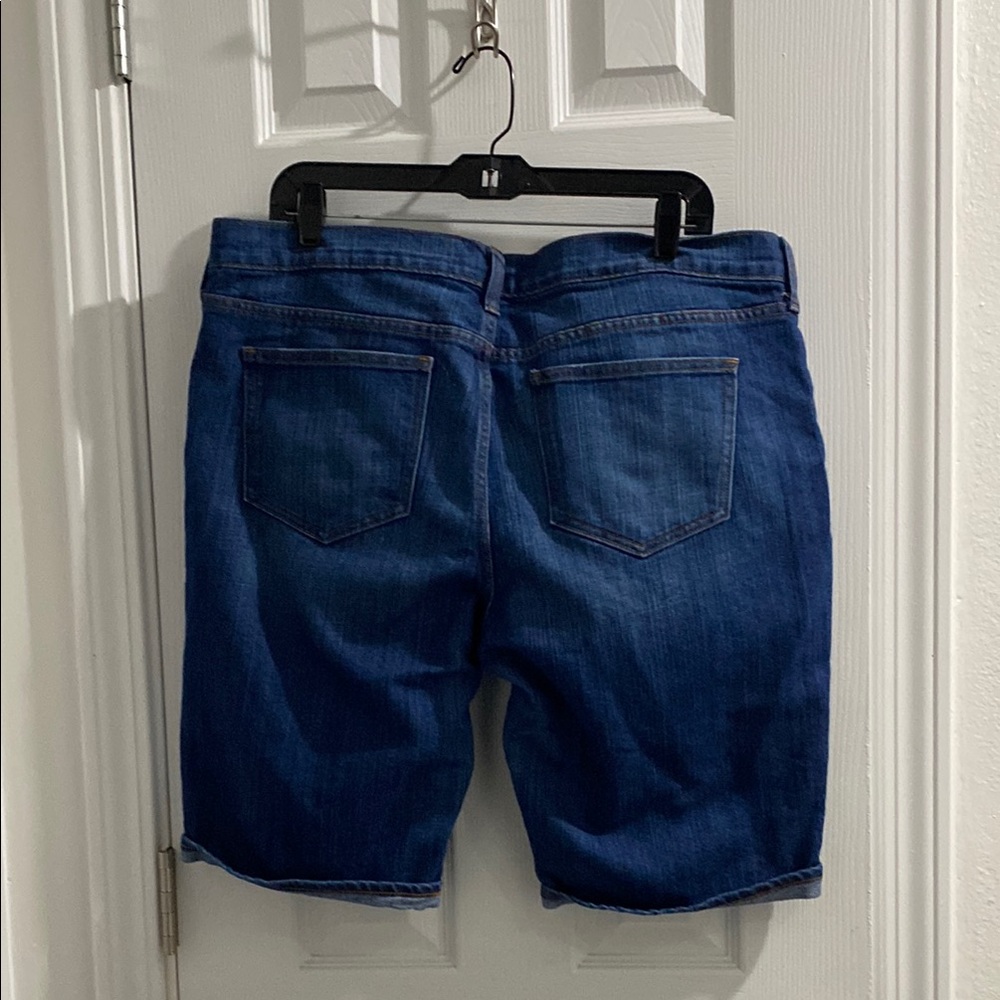 Old Navy The Sweetheart Bermuda shorts - Picture 2 of 4
